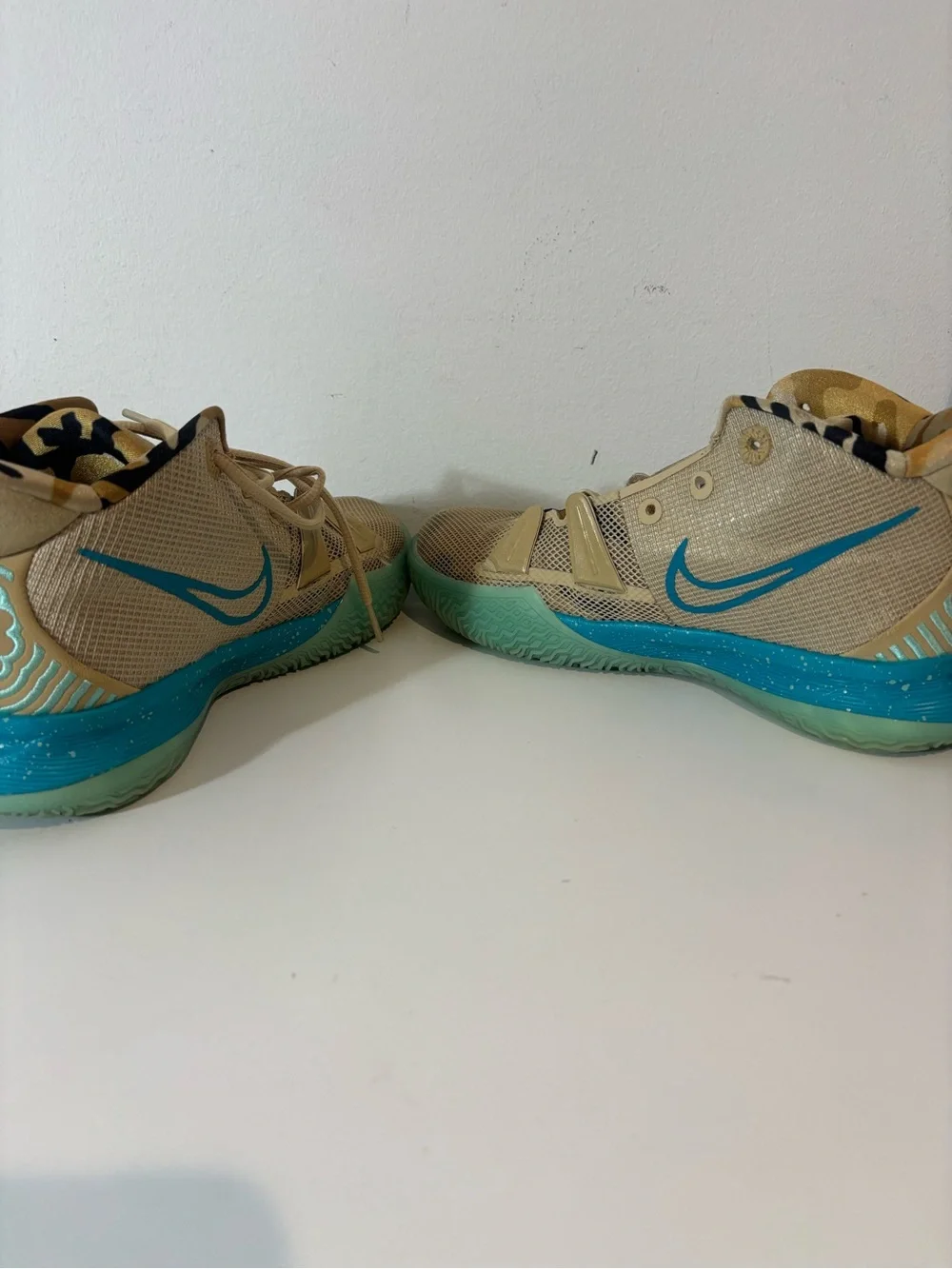 Nike Kyrie 7 Ripple Grain Youth Size 6 Tan Sneakers Basketball Shoes Casual